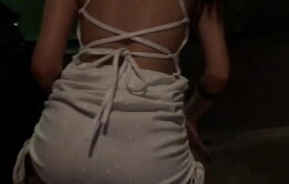 O prazer proibido do exibicionismo da ninfeta